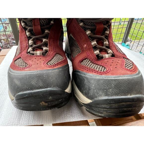 VASQUE HIKING Camping LEATHER burgundy gore tex BOOTS Women’s SIZE 8.5 W - Picture 7 of 11
